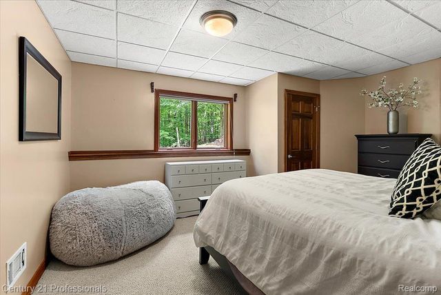 9867 Rainbow Ridge Drive, Prairie Ronde Township, MI 49087