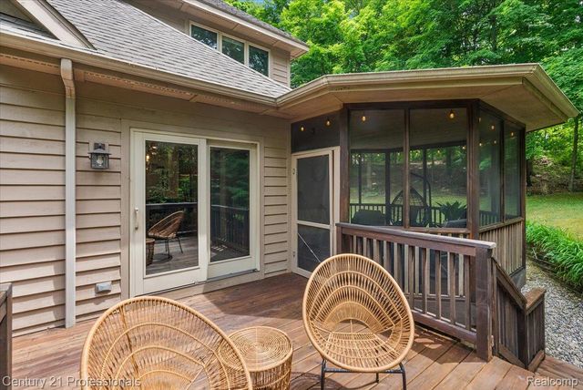 9867 Rainbow Ridge Drive, Prairie Ronde Township, MI 49087