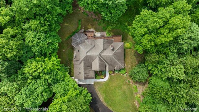 9867 Rainbow Ridge Drive, Prairie Ronde Township, MI 49087