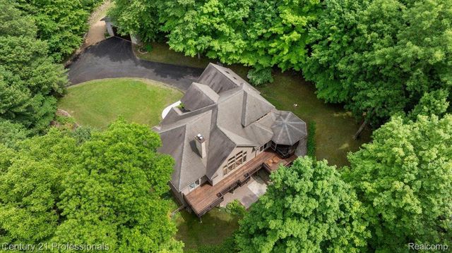 9867 Rainbow Ridge Drive, Prairie Ronde Township, MI 49087