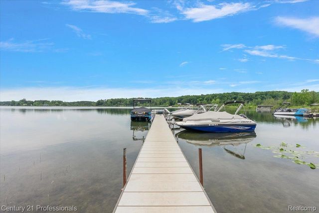 9867 Rainbow Ridge Drive, Prairie Ronde Township, MI 49087
