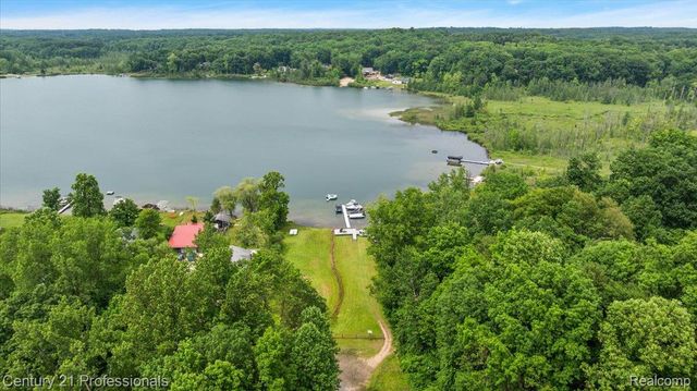 9867 Rainbow Ridge Drive, Prairie Ronde Township, MI 49087