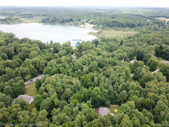 9867 Rainbow Ridge Drive, Prairie Ronde Township, MI 49087