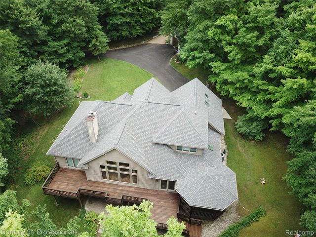 9867 Rainbow Ridge Drive, Prairie Ronde Township, MI 49087