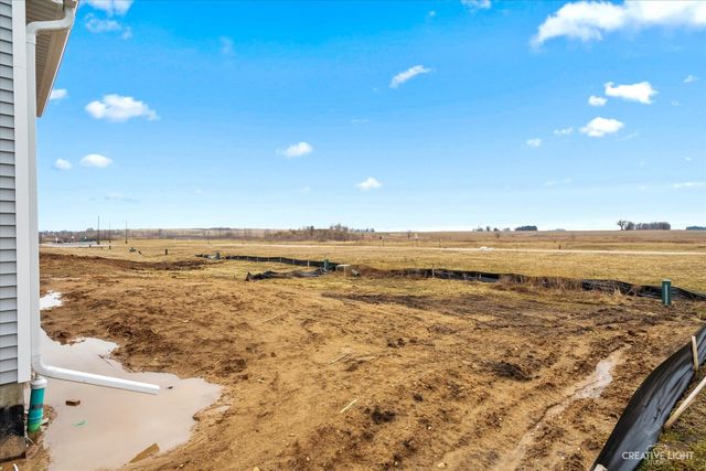 34 W Meadow Drive, Cortland, IL 60112