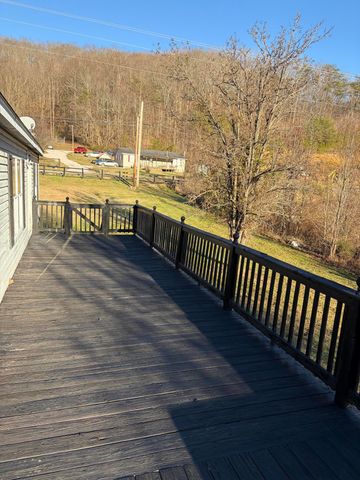 4028 KY-225, Artemus, KY 40903