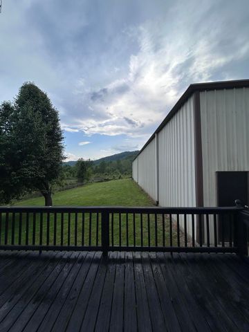 4028 KY-225, Artemus, KY 40903