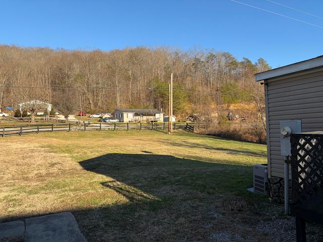 4028 KY-225, Artemus, KY 40903