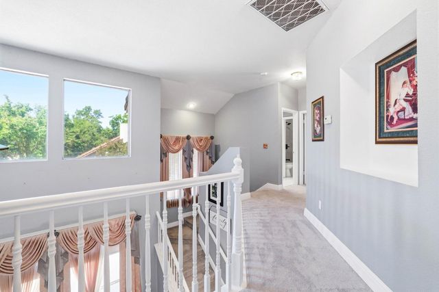 8024 Bridgeburn Ct, Elk Grove, CA 95758