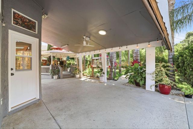 8024 Bridgeburn Ct, Elk Grove, CA 95758