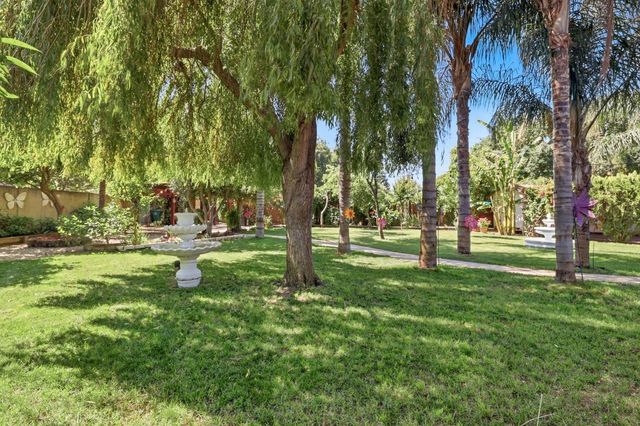 8024 Bridgeburn Ct, Elk Grove, CA 95758