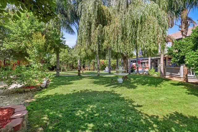 8024 Bridgeburn Ct, Elk Grove, CA 95758