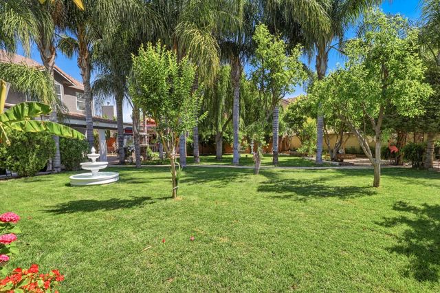 8024 Bridgeburn Ct, Elk Grove, CA 95758