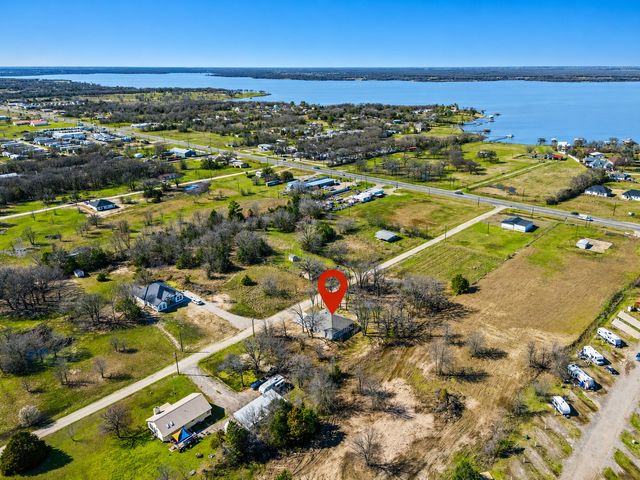 202 Dover Drive, West Tawakoni, TX 75474