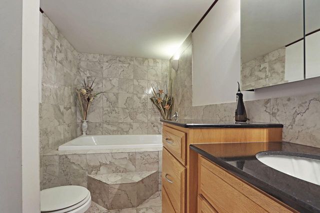 740 S Cosgwell DRIVE, Silver Lake, WI 53170