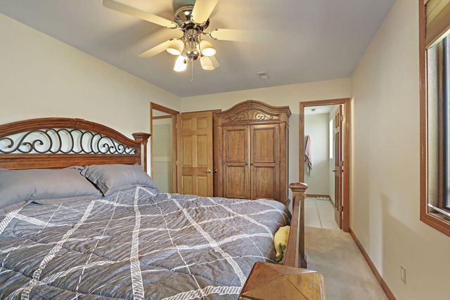 740 S Cosgwell DRIVE, Silver Lake, WI 53170