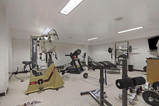 740 S Cosgwell DRIVE, Silver Lake, WI 53170