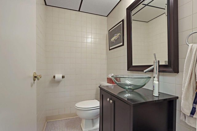 740 S Cosgwell DRIVE, Silver Lake, WI 53170