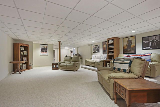 740 S Cosgwell DRIVE, Silver Lake, WI 53170