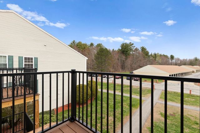 209 White Cedar Boulevard, Portsmouth, NH 03801