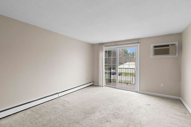 209 White Cedar Boulevard, Portsmouth, NH 03801