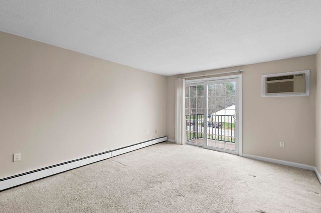 209 White Cedar Boulevard, Portsmouth, NH 03801