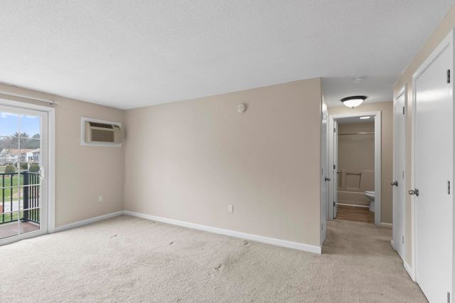 209 White Cedar Boulevard, Portsmouth, NH 03801
