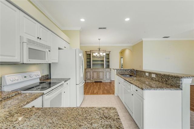 1787 Morning Sun LN F3, Naples, FL 34119