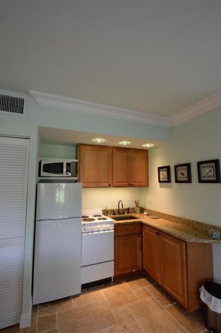 11863 Wimbledon Circle 408, Wellington, FL 33414