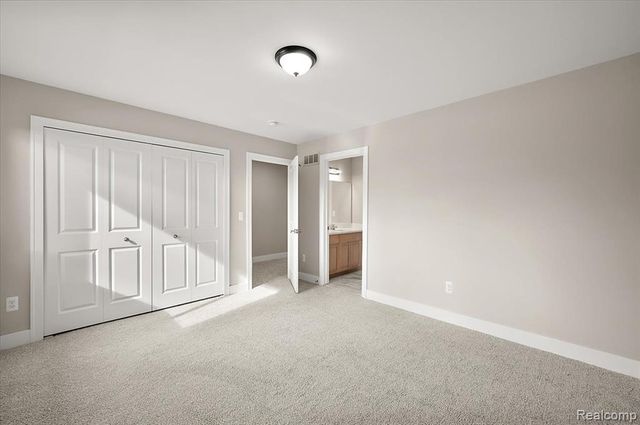 50437 Mistwood Drive, Macomb, MI 48042