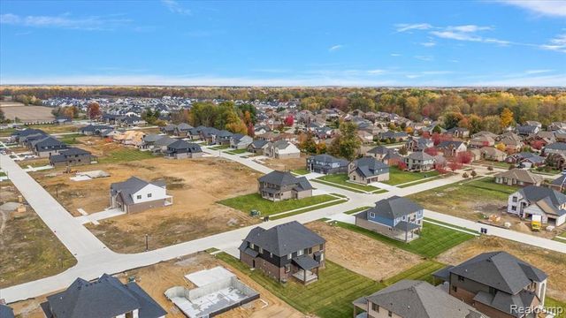 50437 Mistwood Drive, Macomb, MI 48042