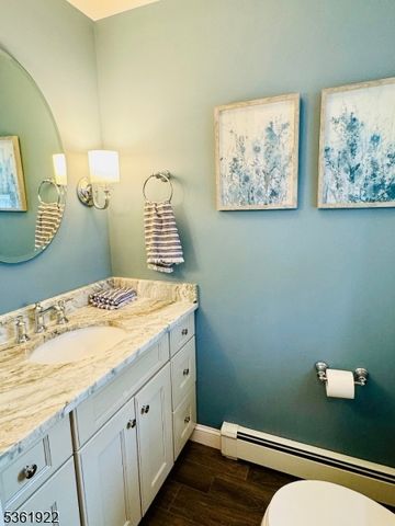 7 Rosewood Dr, Milltown Boro, NJ 08850