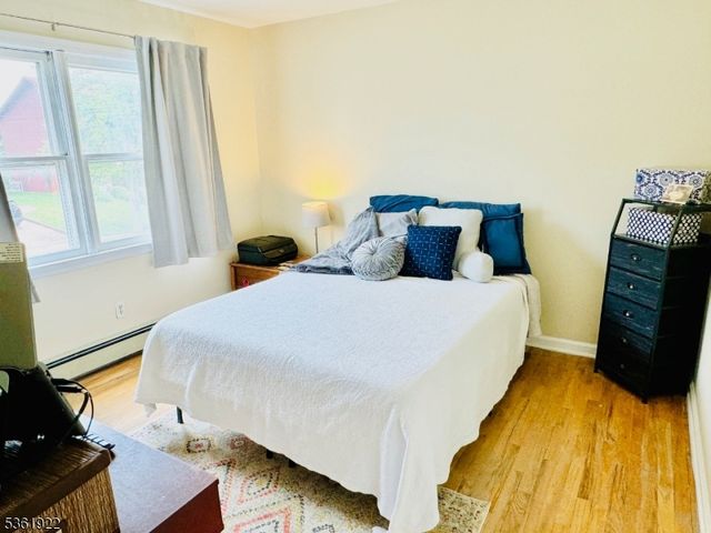 7 Rosewood Dr, Milltown Boro, NJ 08850