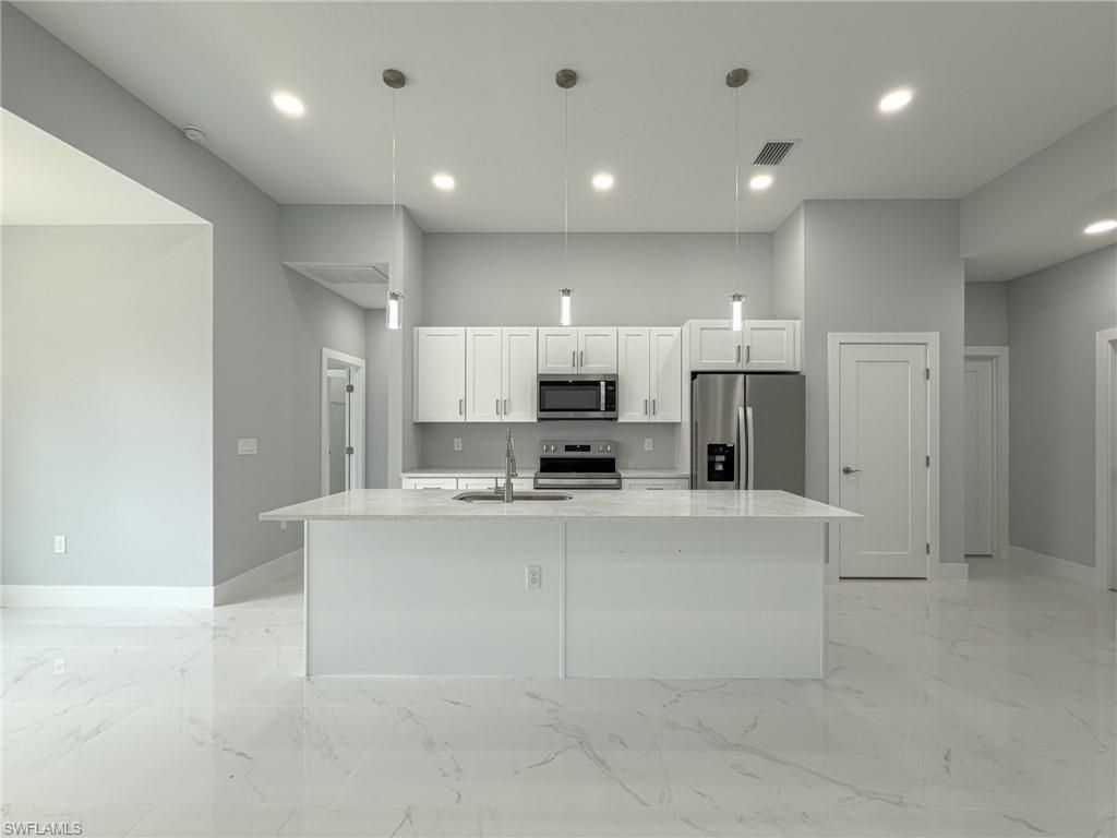 438 Raymer ST, LEHIGH ACRES, FL 33974 — photo 3