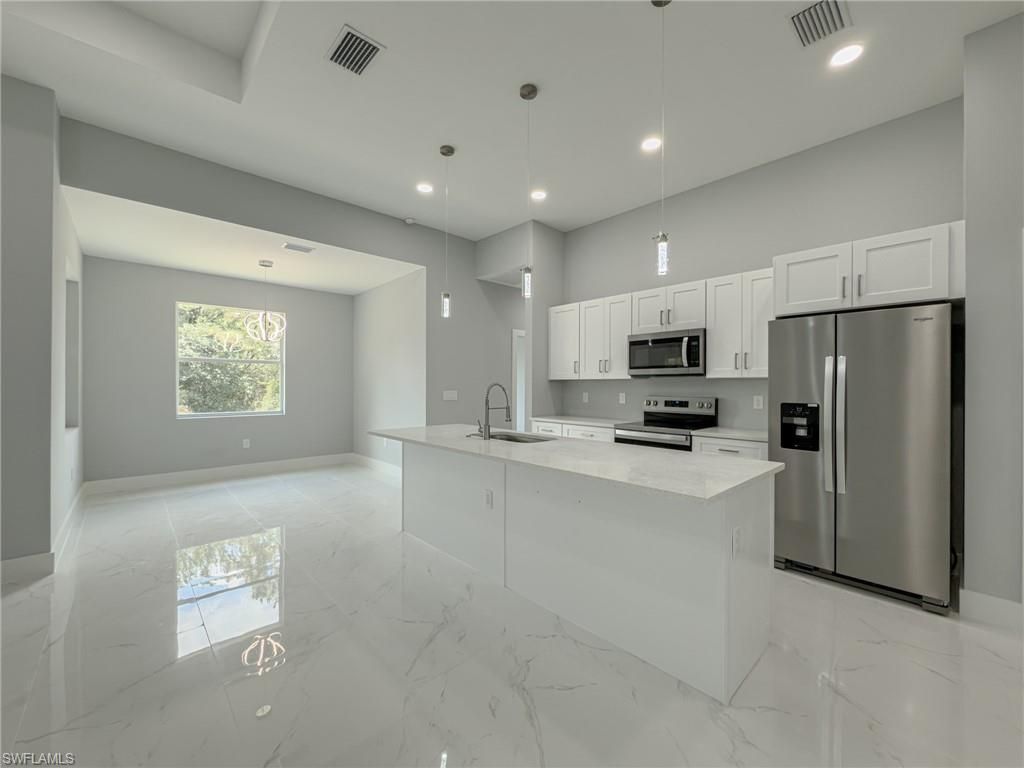 438 Raymer ST, LEHIGH ACRES, FL 33974 — photo 5