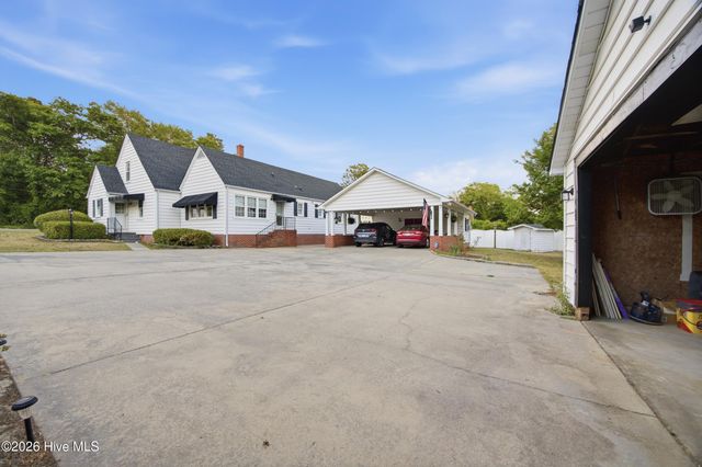 409 Myrtle Avenue, Hamlet, NC 28345