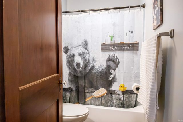 2709 Western Avenue, Bedford, IN 47421