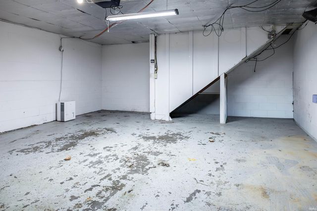 2709 Western Avenue, Bedford, IN 47421