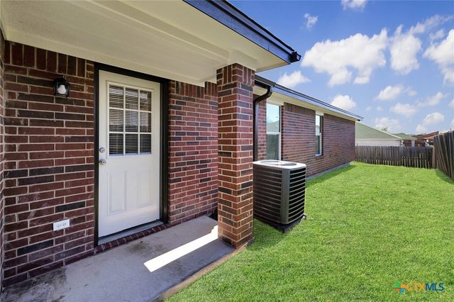 906 Yi Drive, Killeen, TX 76549