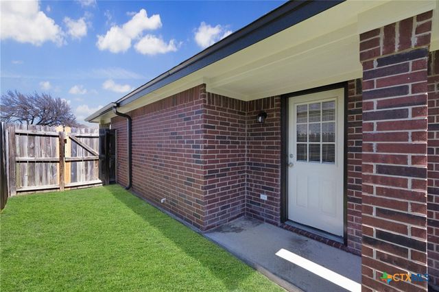 906 Yi Drive, Killeen, TX 76549