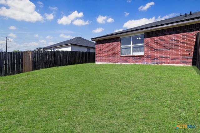 906 Yi Drive, Killeen, TX 76549