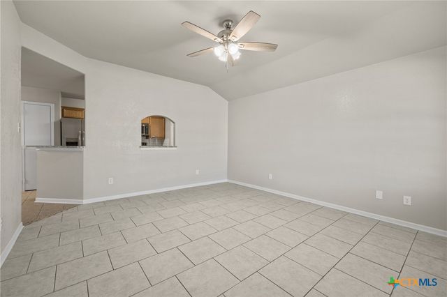 906 Yi Drive, Killeen, TX 76549