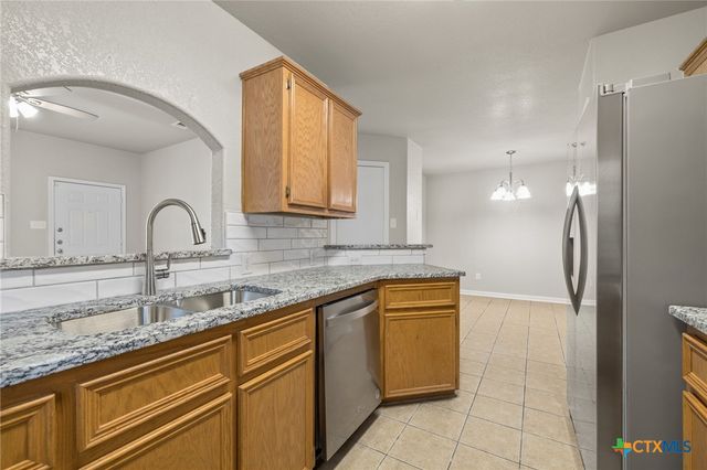 906 Yi Drive, Killeen, TX 76549