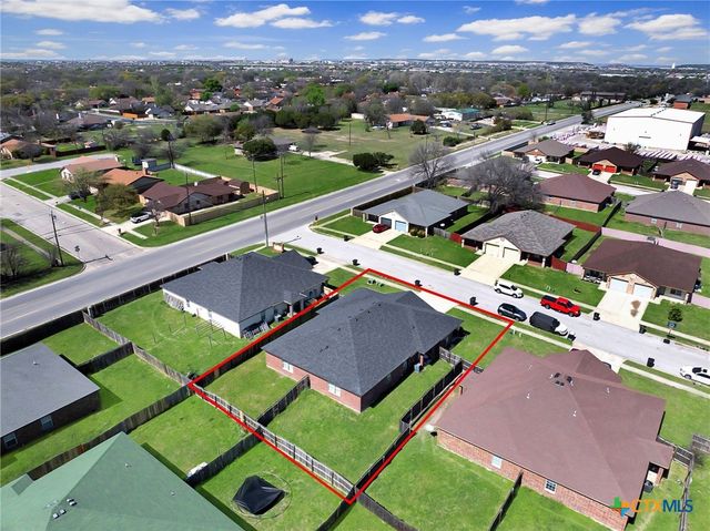 906 Yi Drive, Killeen, TX 76549