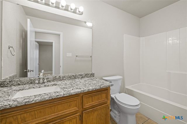 906 Yi Drive, Killeen, TX 76549