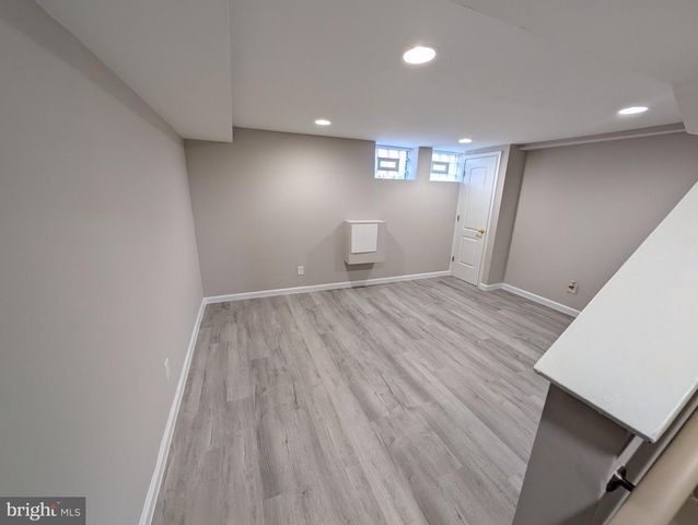 3481 SHANNON DR, Baltimore, MD 21213