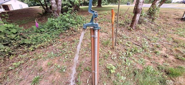 210 Vermillion Road, Chehalis, WA 98532