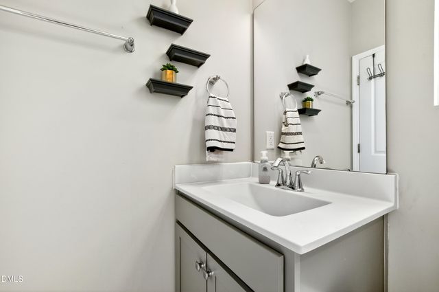 372 Nickleby Way, Wendell, NC 27591