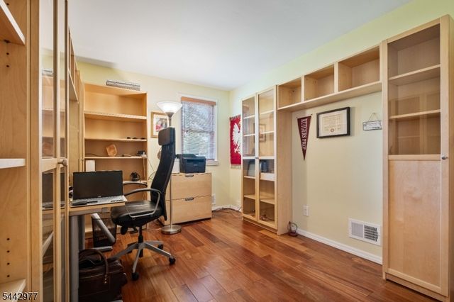 49 Broad St, Milltown Boro, NJ 08850