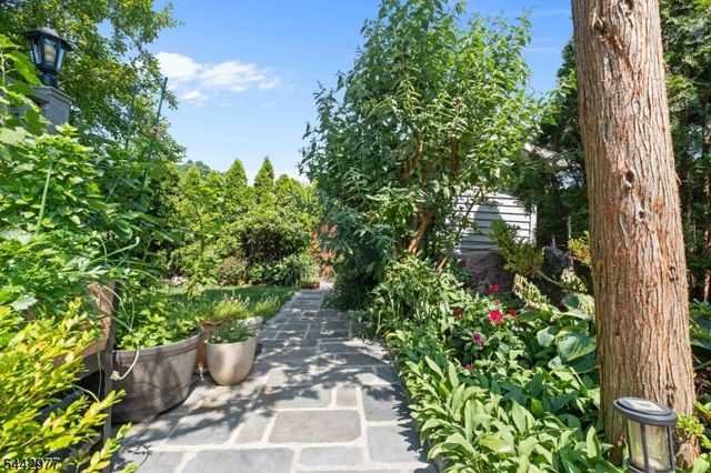 49 Broad St, Milltown Boro, NJ 08850